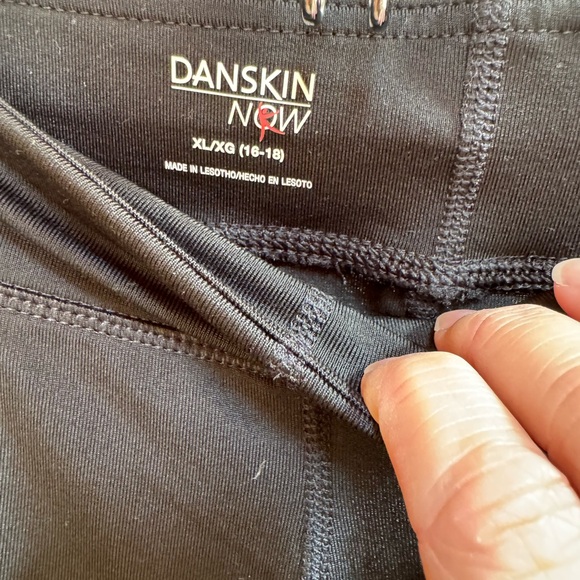 Danskin Now performance pants - Picture 3 of 10
